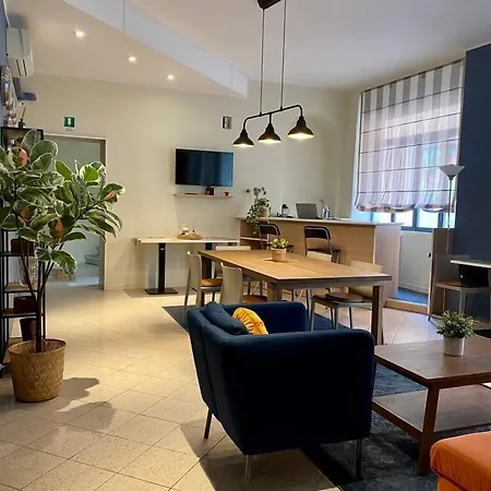 The Convo Hotel Como