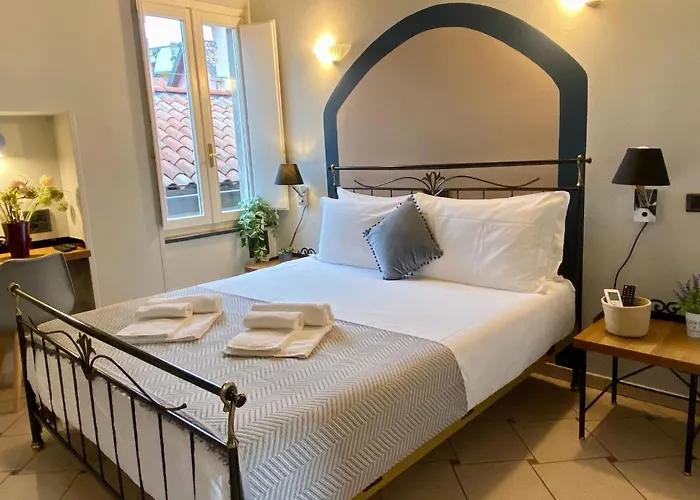 Отель The Convo 3*